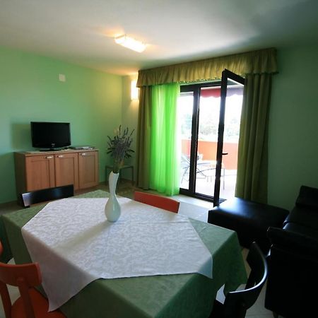 Villa Egida Capris Lovrečica Szoba fotó